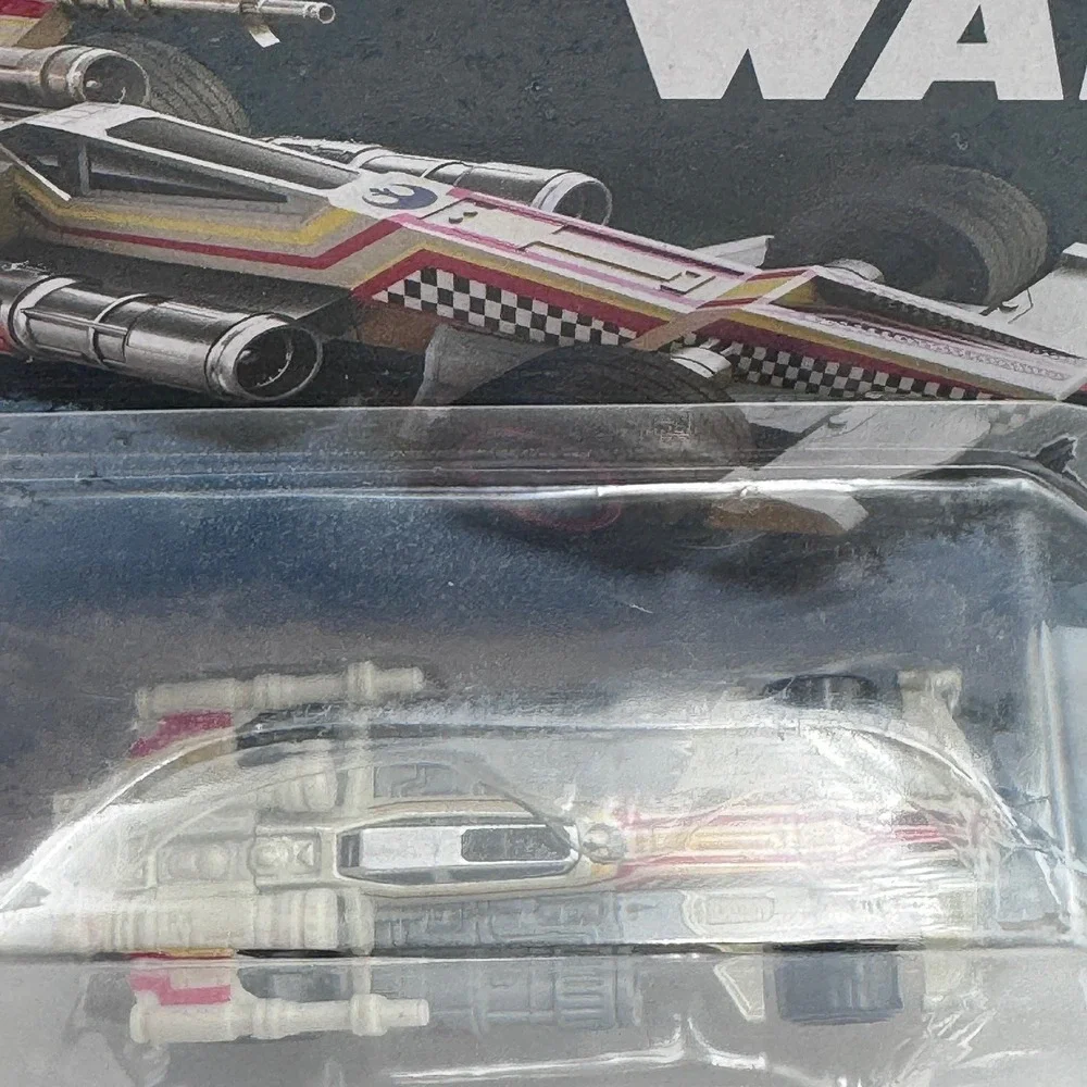 Hot Wheels Star Wars Carships X-Wing Fighter Die-Cast Car White‎ DPV26 New